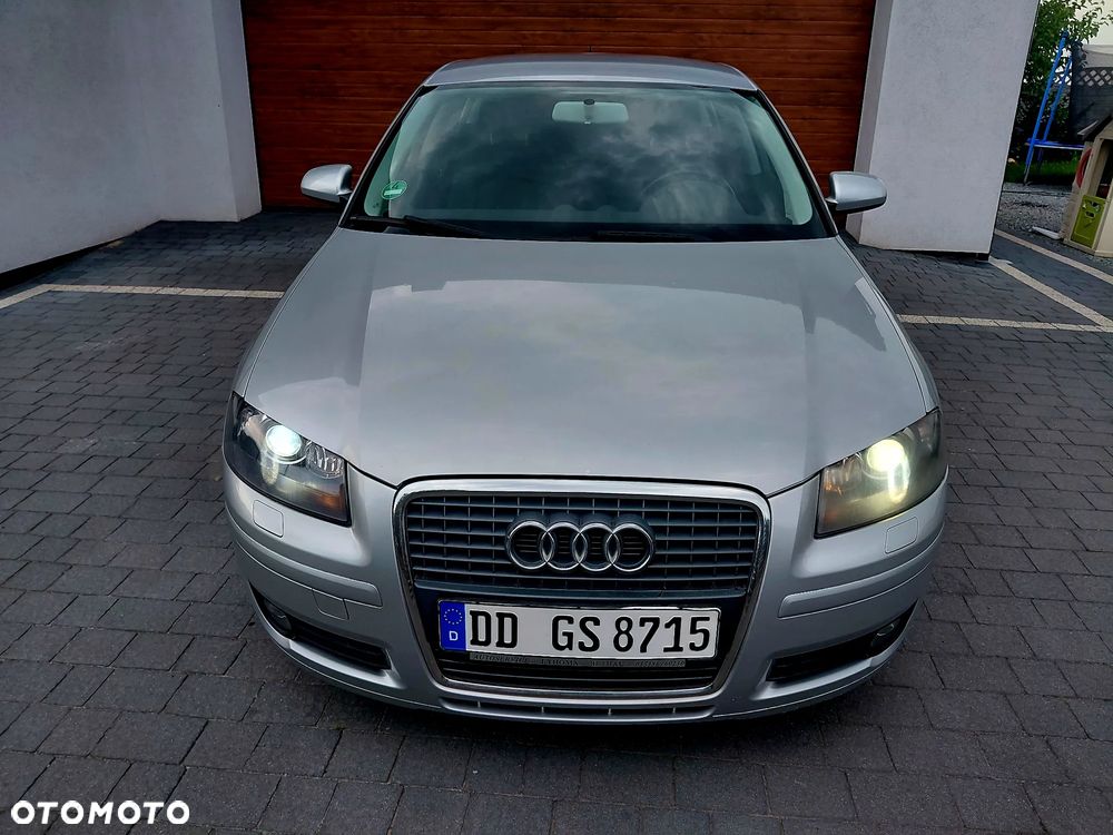 Audi A3 Sportback 2.0 FSI Attraction - 8