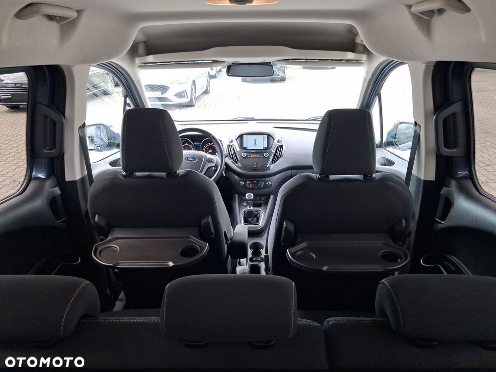 Ford Tourneo Courier 1.5 TDCi Titanium - 40