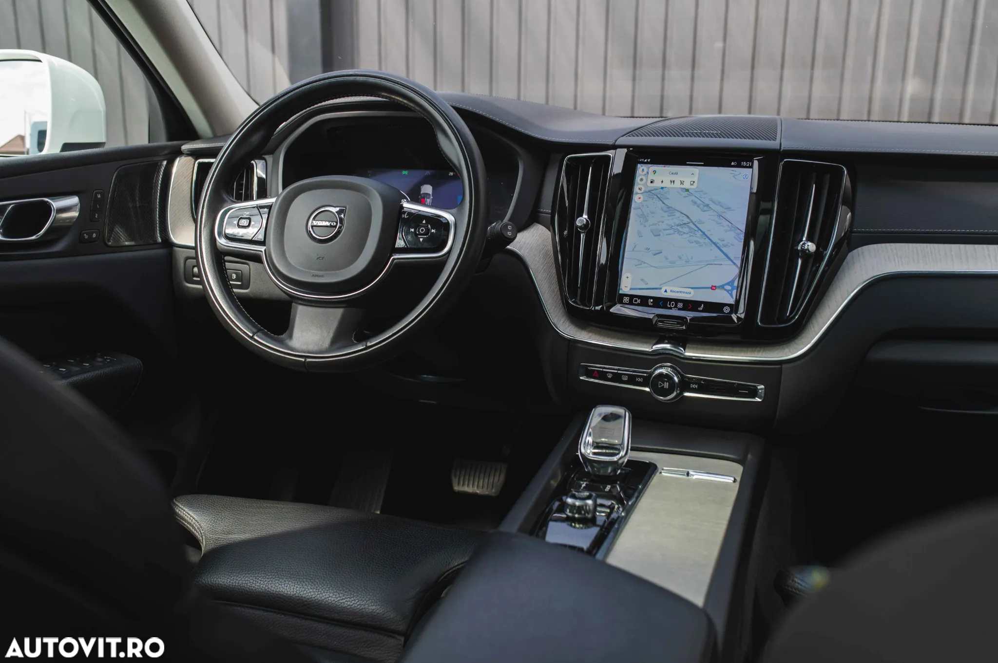 Volvo XC 60 T6 AWD Recharge Geartronic Inscription - 36