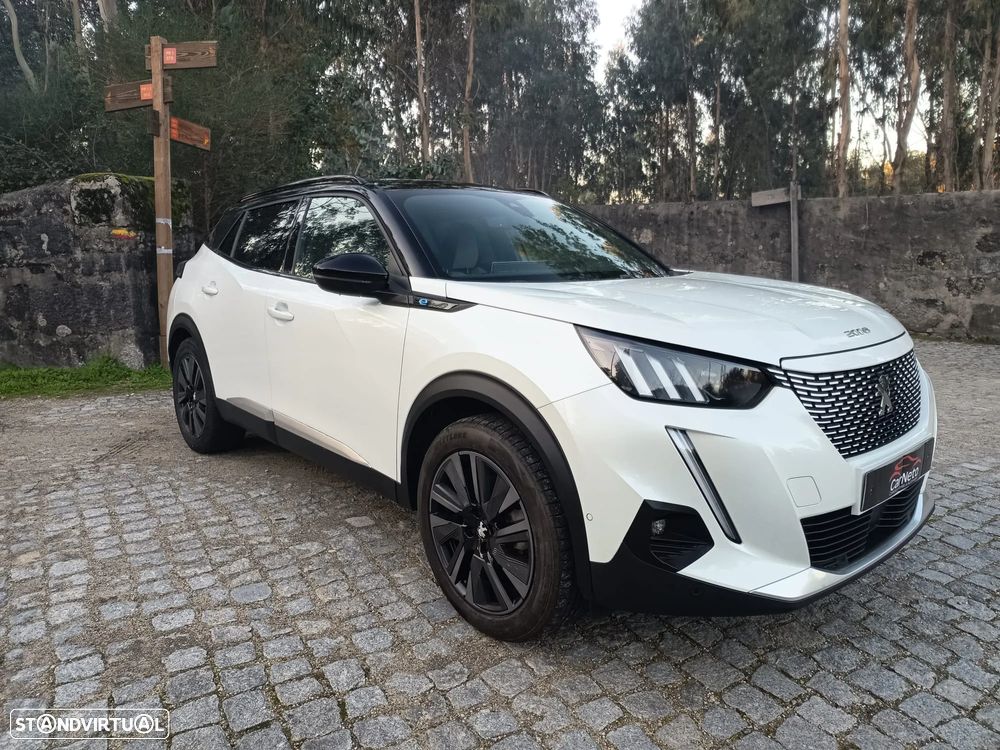Peugeot e-2008 GT+ - 2