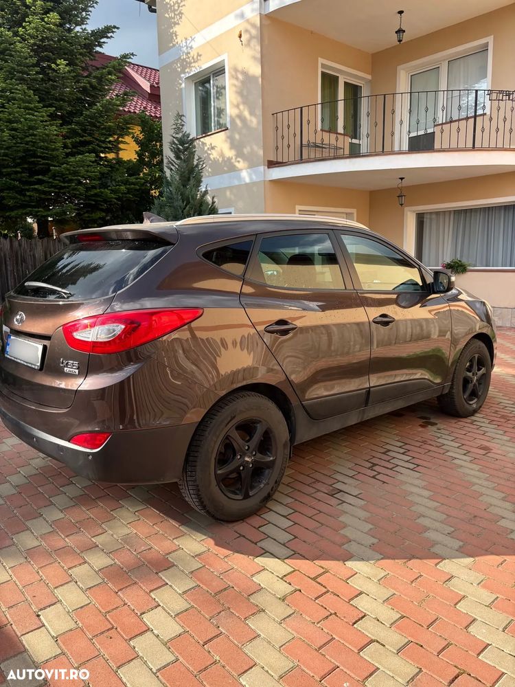 Hyundai ix35 1.7 CRDI 2WD Comfort - 2