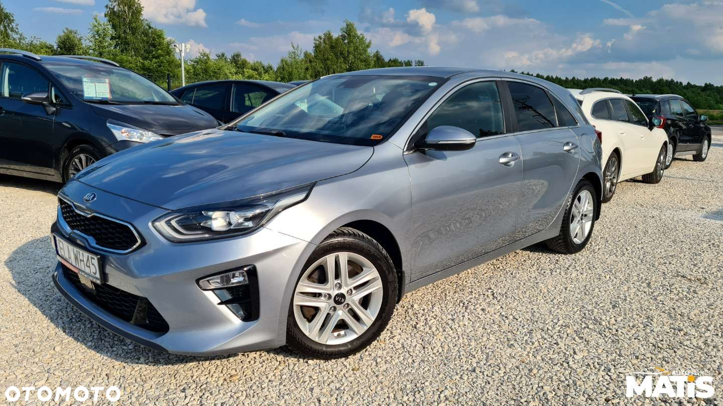 Kia Ceed - 31