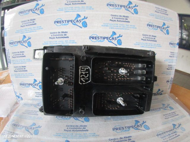 Caixa Fusiveis 13206748 5DK00866848 OPEL ASTRA H 2007 1.3 CDTI 90CV 5P CINZA GM HELLA - 2