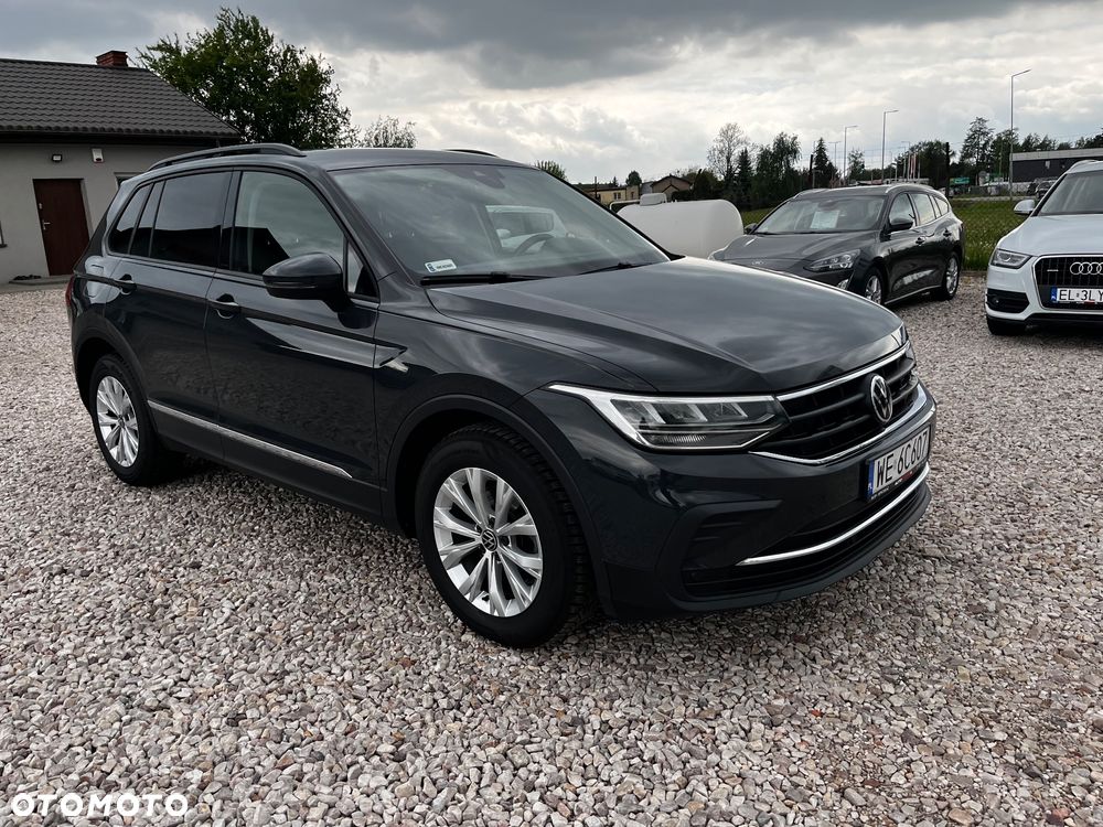 Volkswagen Tiguan - 14