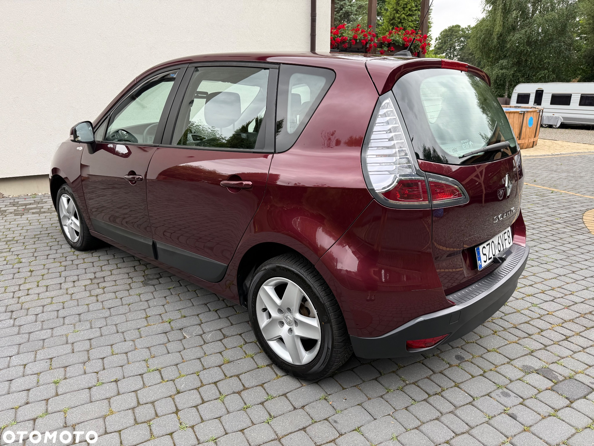 Renault Scenic 1.6 16V 110 TomTom Edition - 12