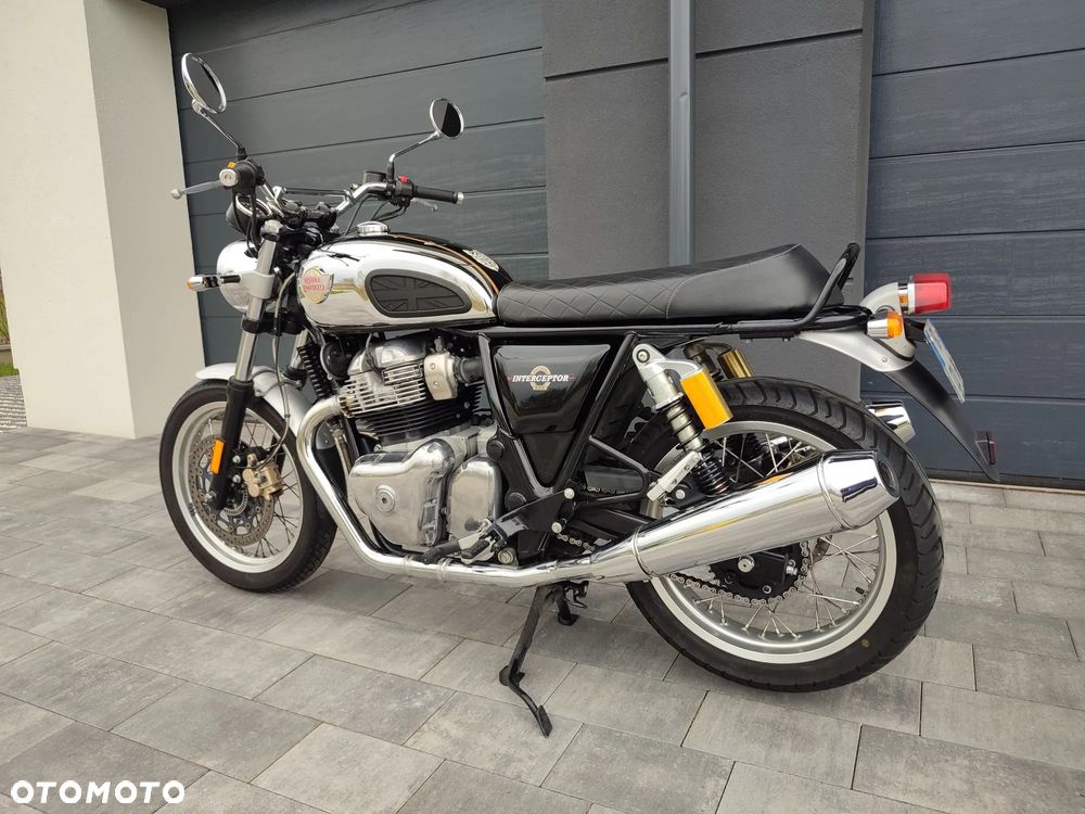 Royal Enfield Interceptor - 3