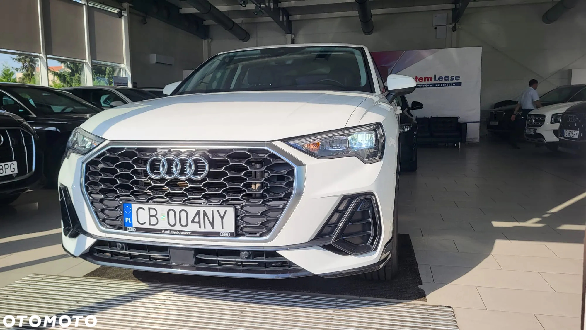 Audi Q3 Sportback - 2
