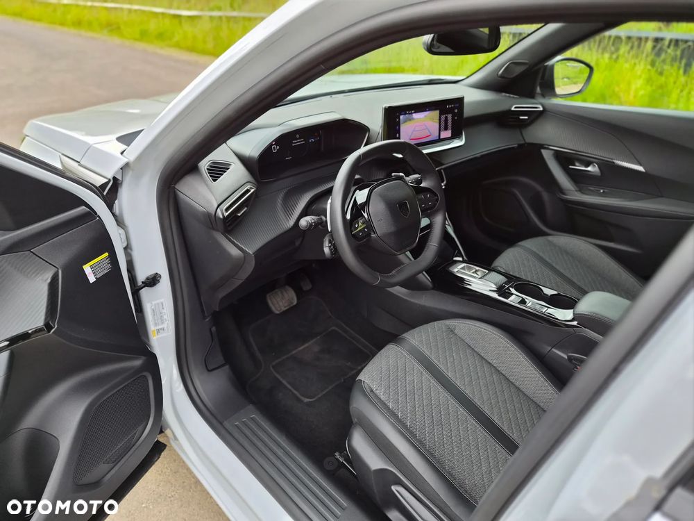 Peugeot 2008 1.2 PureTech Allure Pack S&S EAT8 - 18