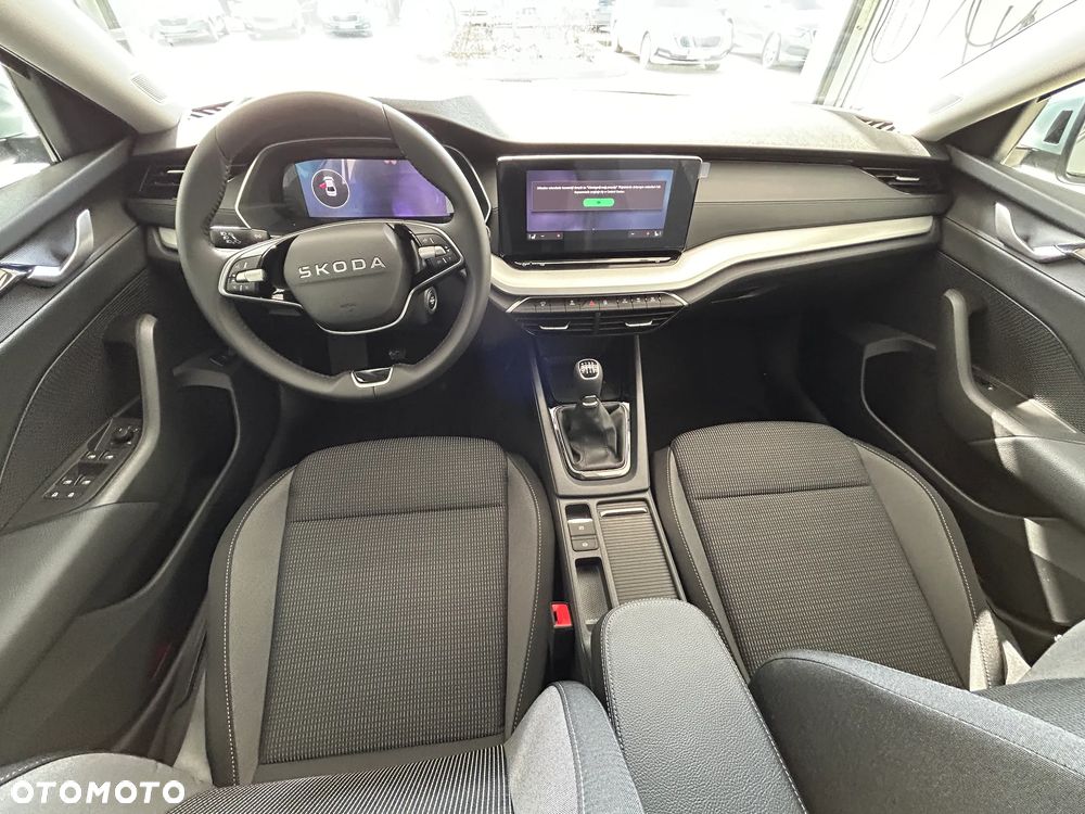 Skoda Octavia 1.5 TSI mHEV Drive Selection DSG - 12