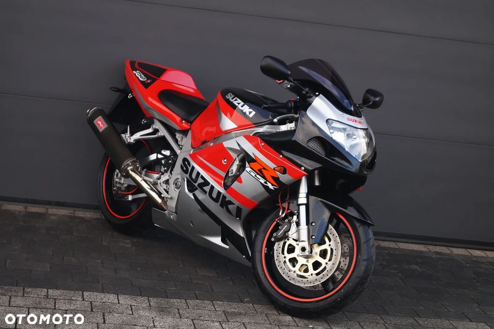 Suzuki GSX-R - 1