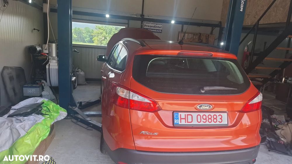 Ford Focus 1.6 16V Titanium - 6