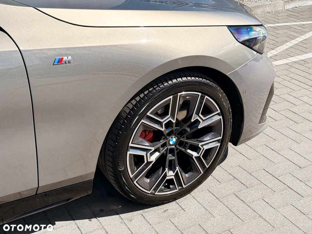 BMW Seria 5 540d xDrive - 11