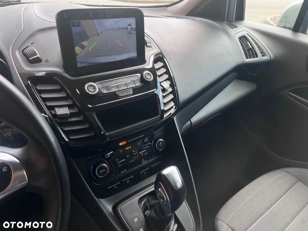 Ford Tourneo Connect - 14