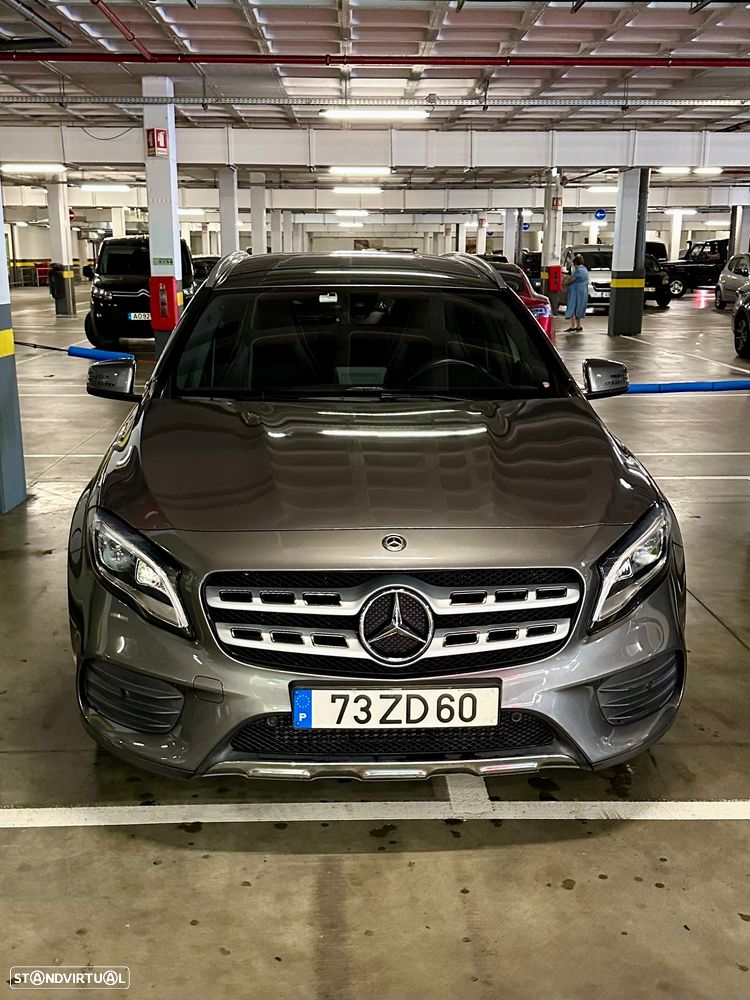 Mercedes-Benz GLA 220 d - 13