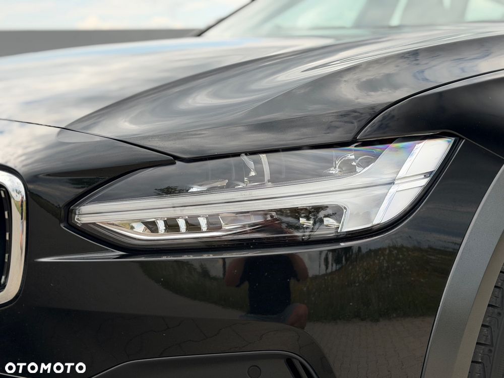 Volvo V90 Cross Country D4 AWD Geartronic Pro - 28