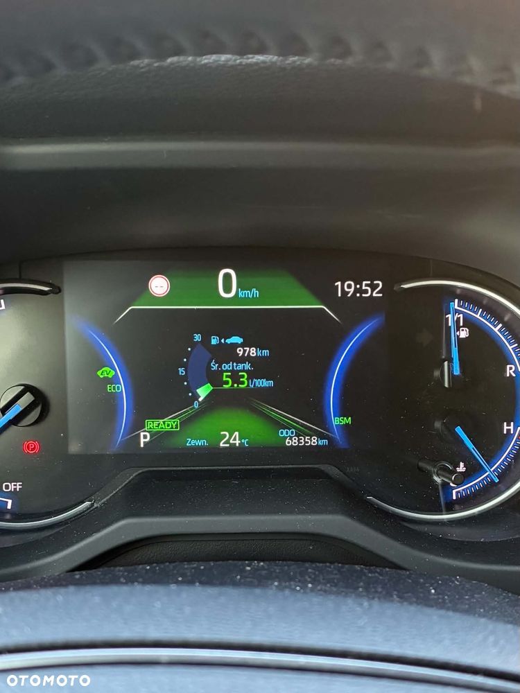 Toyota RAV4 - 14