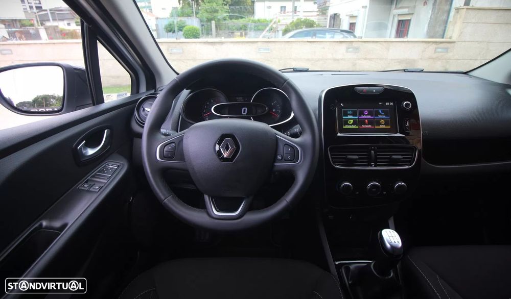 Renault Clio Sport Tourer 0.9 TCe Limited — fotografia 14