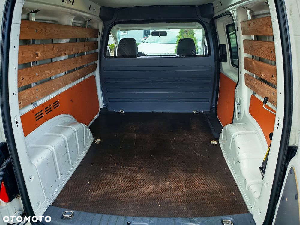 Volkswagen Caddy - 16