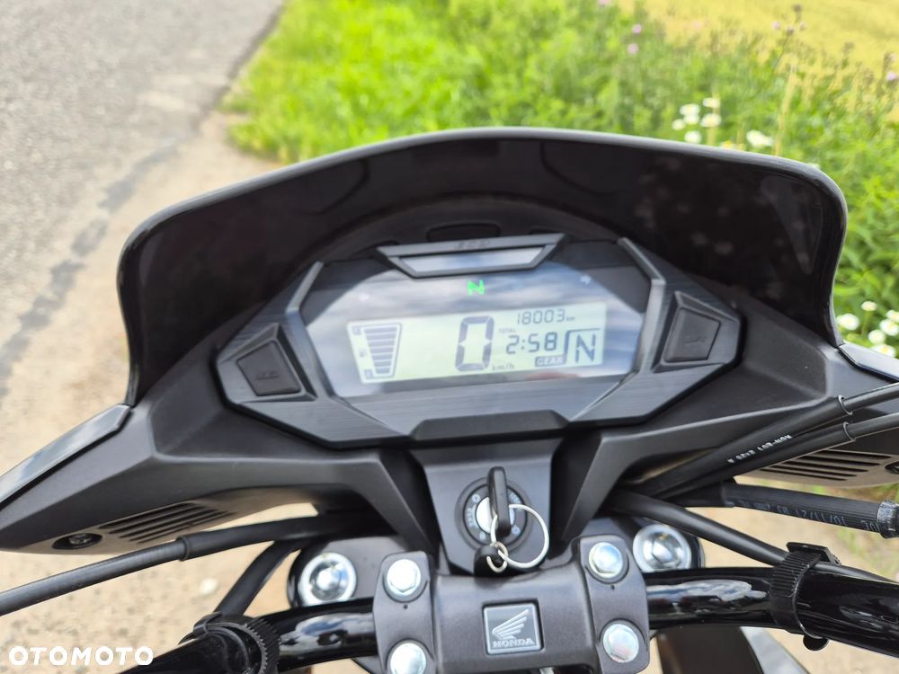 Honda CB - 10