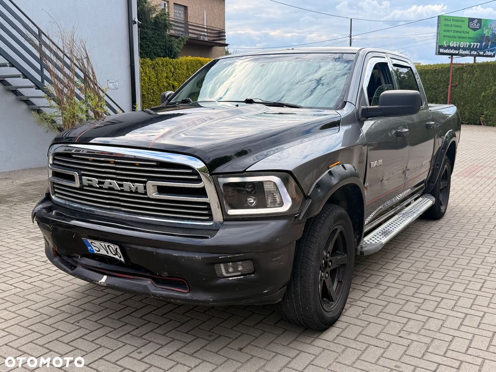 Dodge RAM 5.7 4WD HEMI - 2