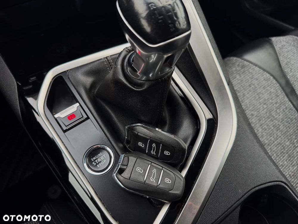 Peugeot 3008 PureTech 130 Stop & Start Allure - 17