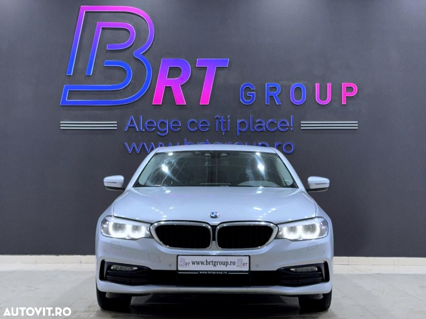 BMW Seria 5 520d Aut. Sport Line - 2