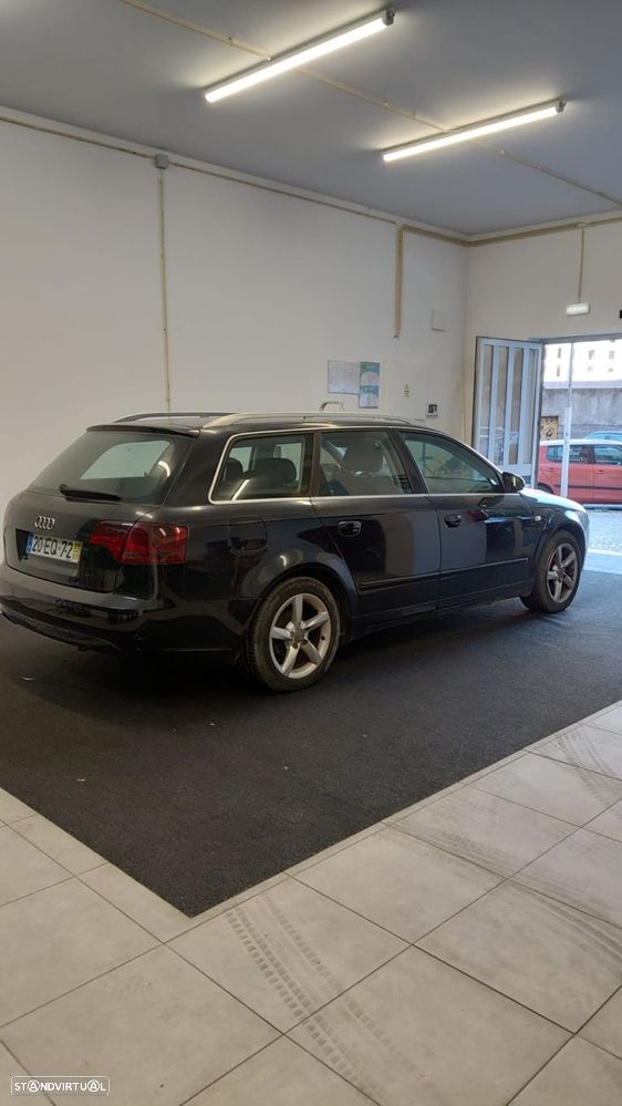 Audi A4 Avant 2.0 TDi - 4