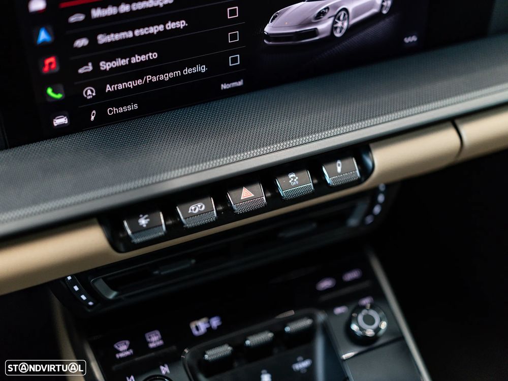 Porsche 911 (992) Carrera 4 PDK - 32