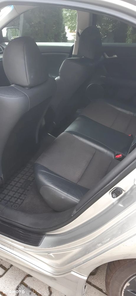 Honda Accord 2.4 Type S - 15