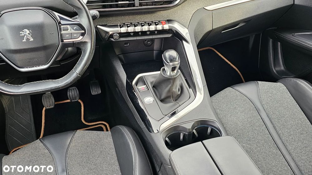 Peugeot 3008 1.2 PureTech Allure - 30