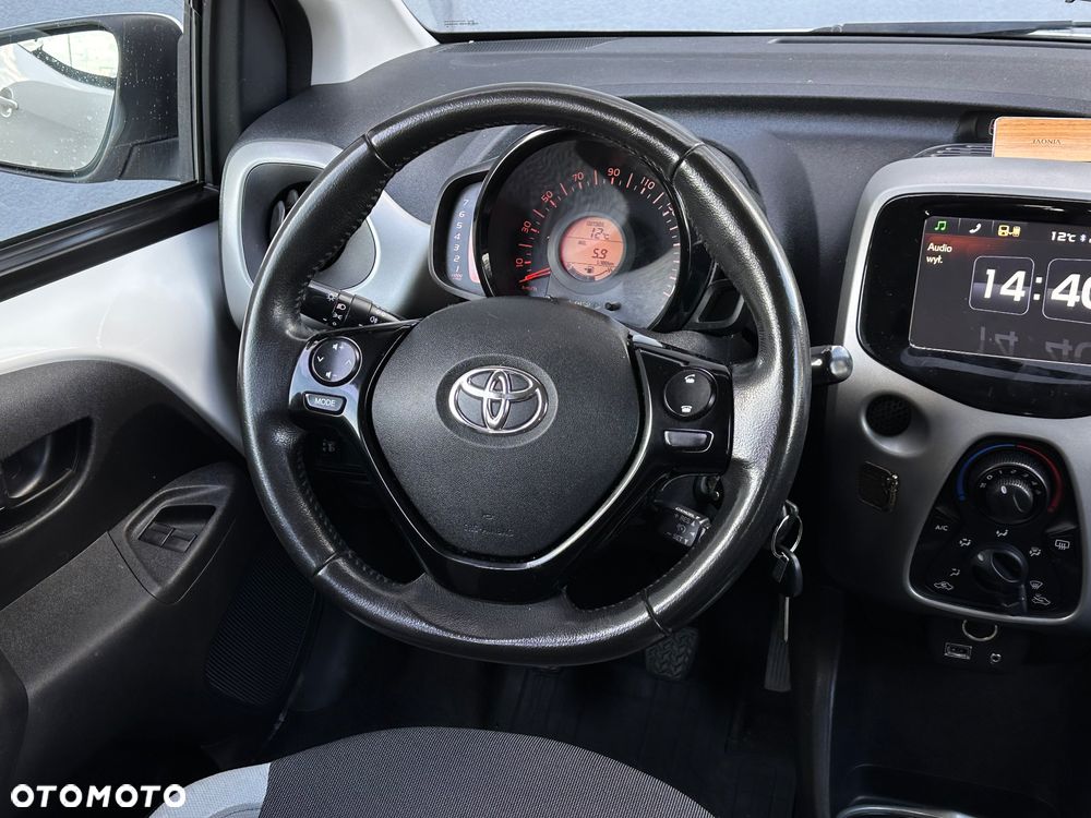 Toyota Aygo 1.0 VVT-i Sprint EU6 - 6