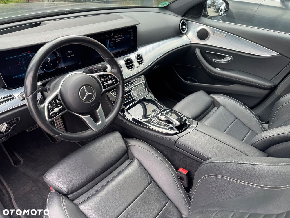 Mercedes-Benz Klasa E - 15