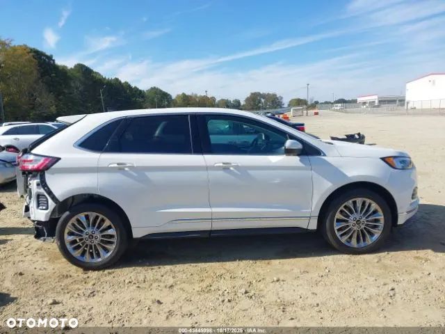 Ford Edge - 8