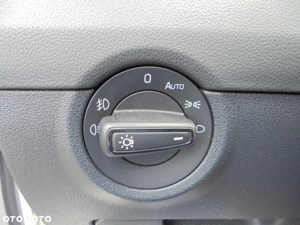 Skoda Octavia 2.0 TDI DSG Ambition - 17