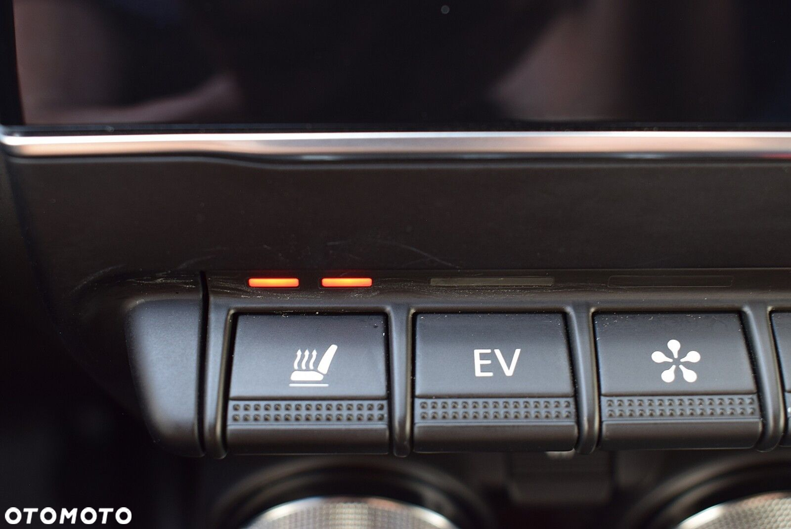 Renault Clio - 25