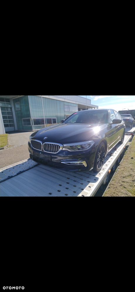 BMW Seria 5 530i xDrive Luxury Line sport - 37