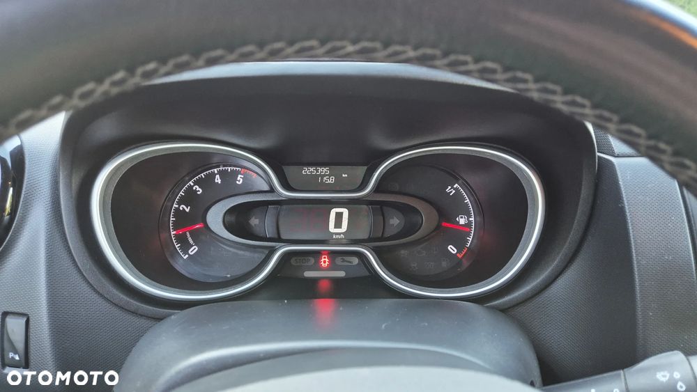 Opel Vivaro L2H1 2,9t Elegance Business - 22