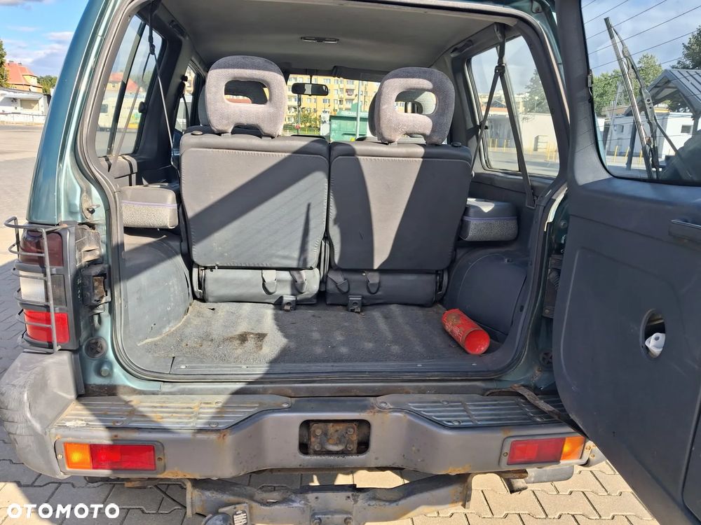Mitsubishi Pajero - 4