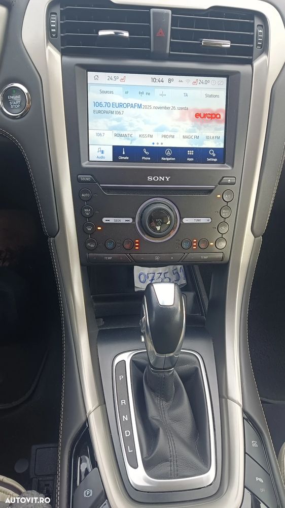 Ford Mondeo 2.0 HEV Vignale - 14