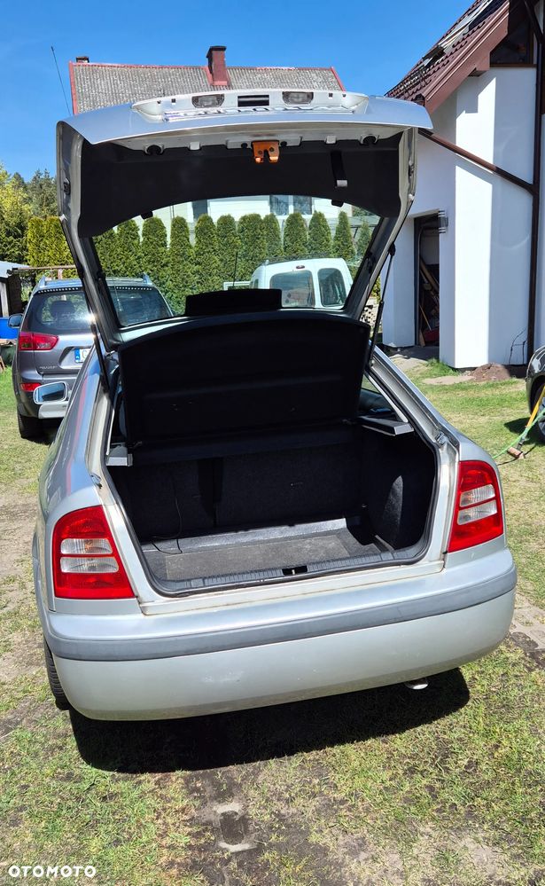 Skoda Octavia 1.9 TDI Tour - 8