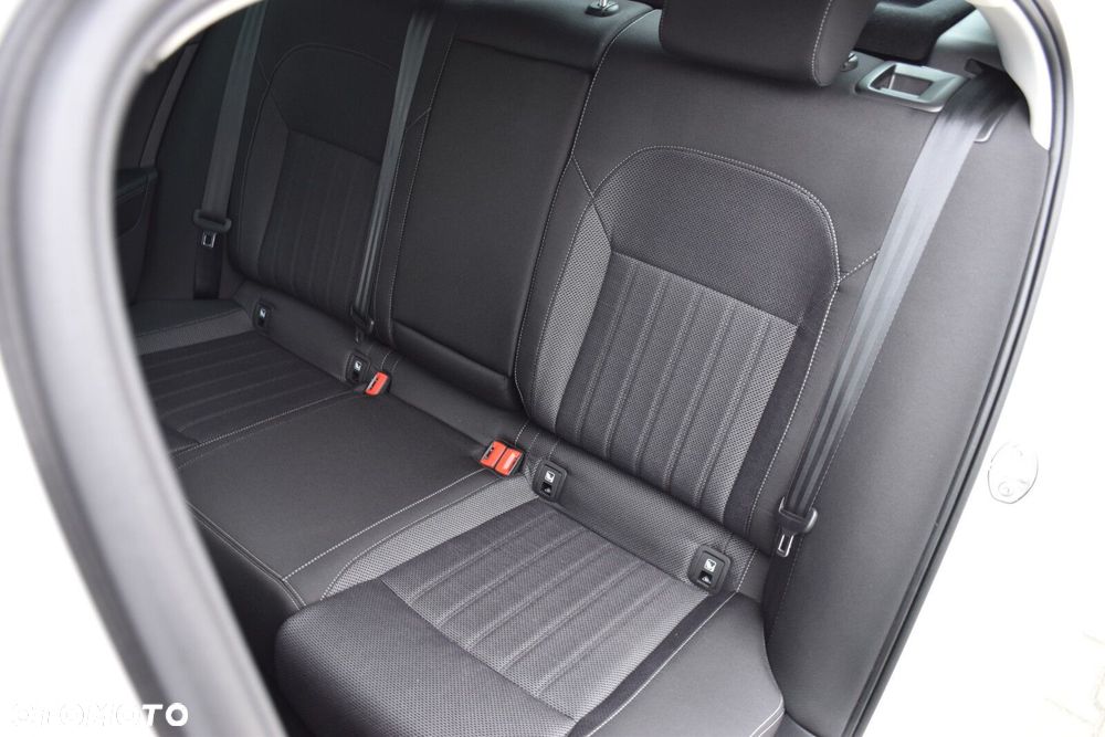Skoda Superb 2.0 TSI Style DSG - 30