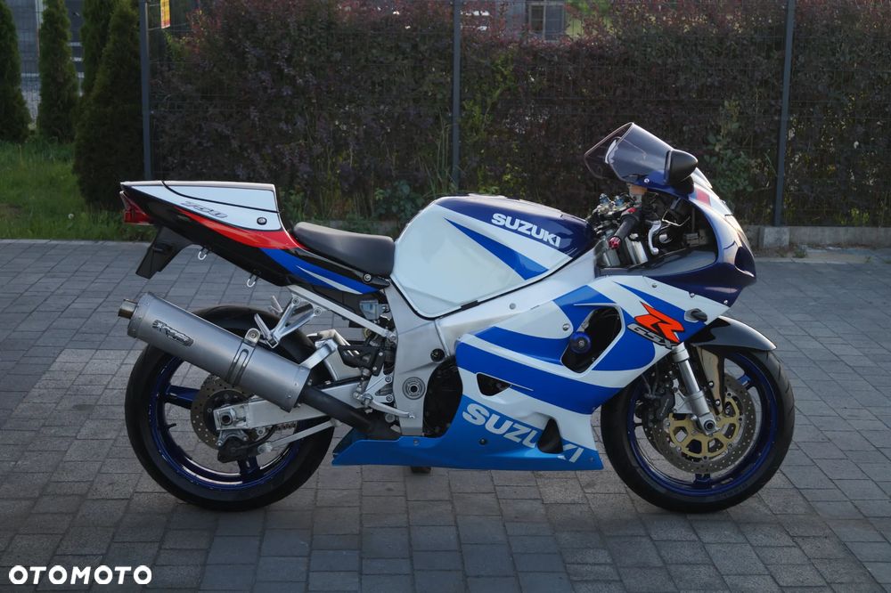 Suzuki GSX-R - 6