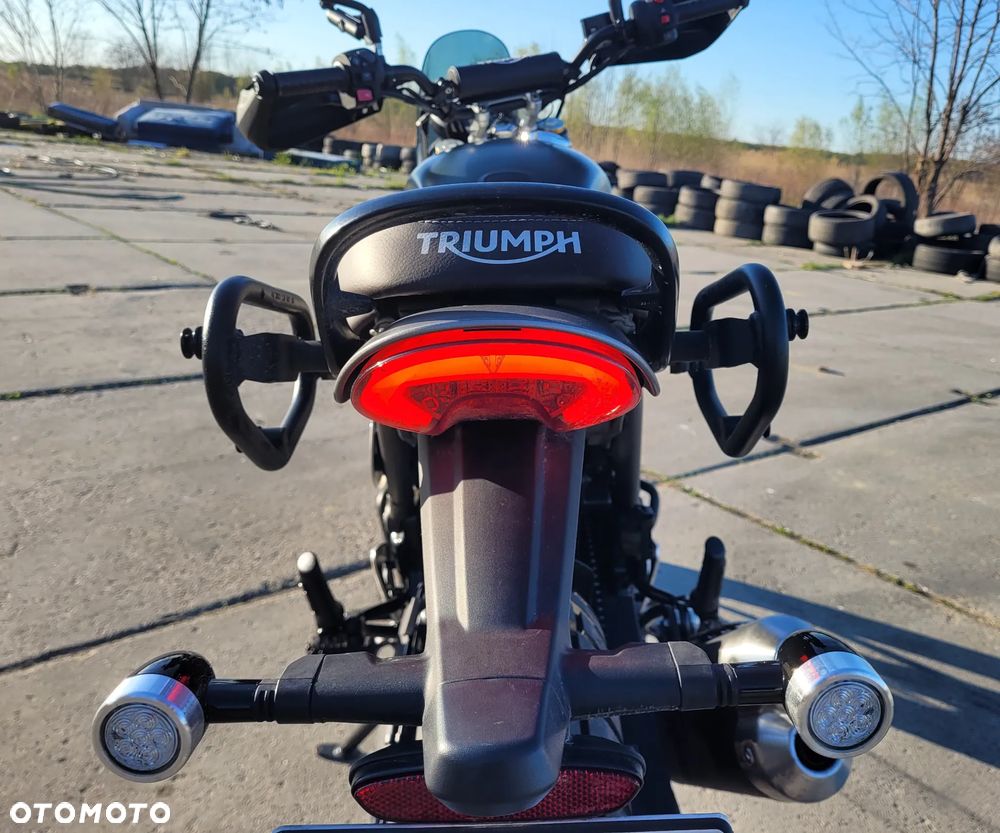 Triumph Scrambler - 14