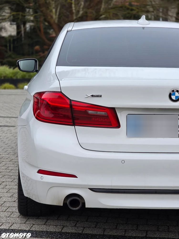 BMW Seria 5 530e iPerformance xDrive M Sport sport - 11