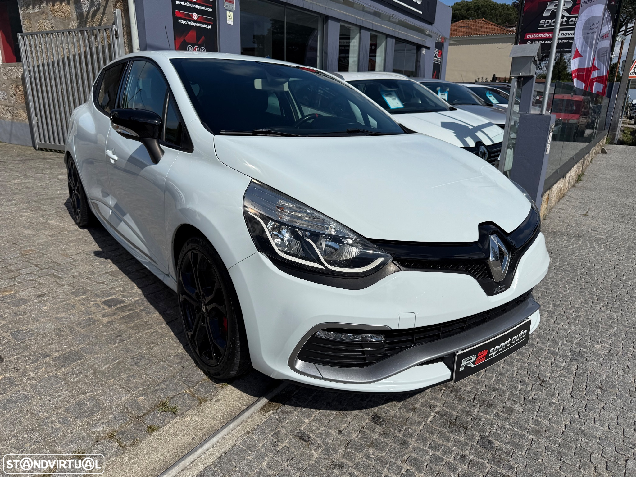 Renault Clio TCe 200 EDC Sport R.S. - 2