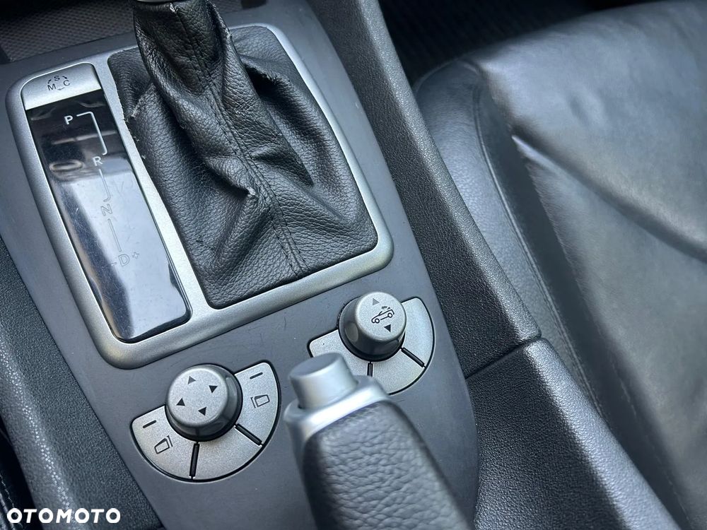 Mercedes-Benz SLK - 16