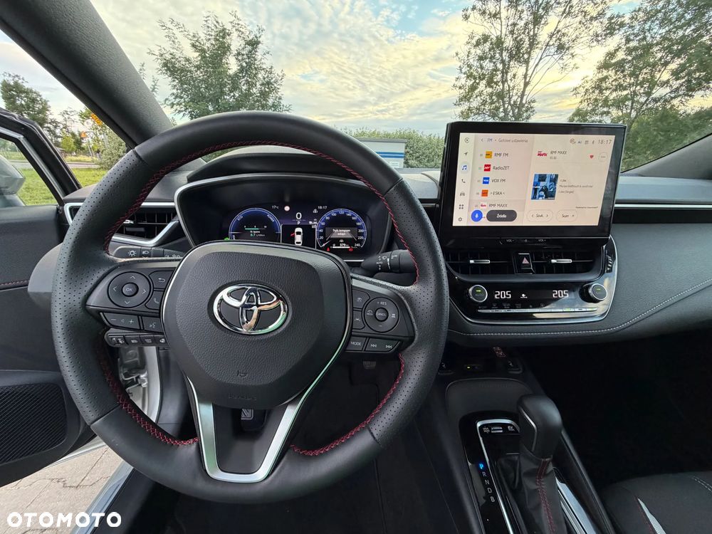 Toyota Corolla 1.8 Hybrid GR Sport - 17