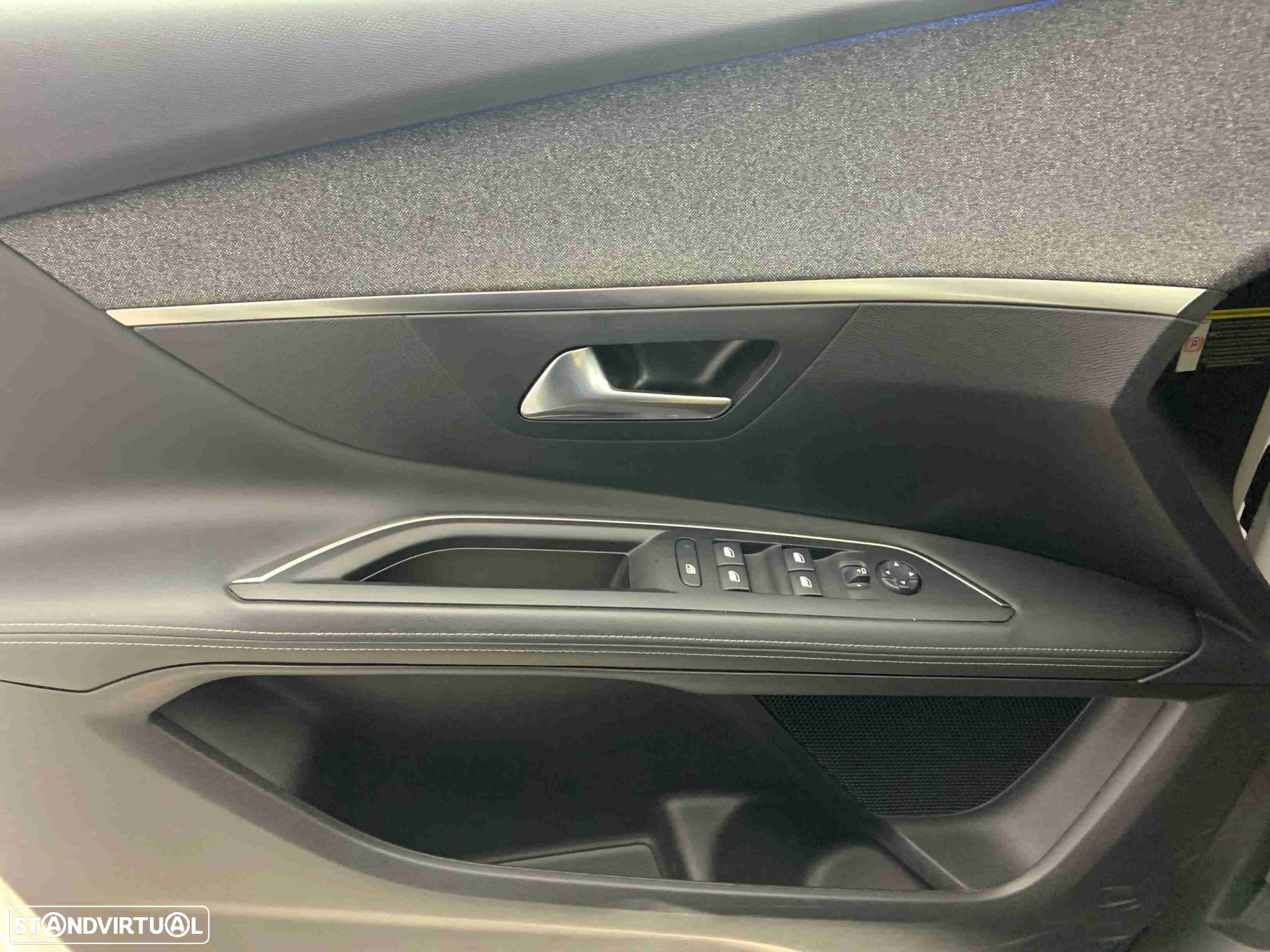 Peugeot 3008 1.5 BlueHDi Allure - 8