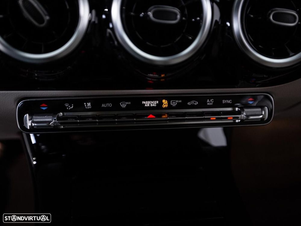 Mercedes-Benz CLA 180 - 20