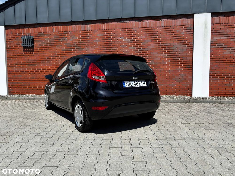 Ford Fiesta 1.25 Trend - 16